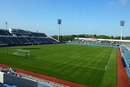 สนามแข่ง : Nippatsu Mitsuzawa Stadium